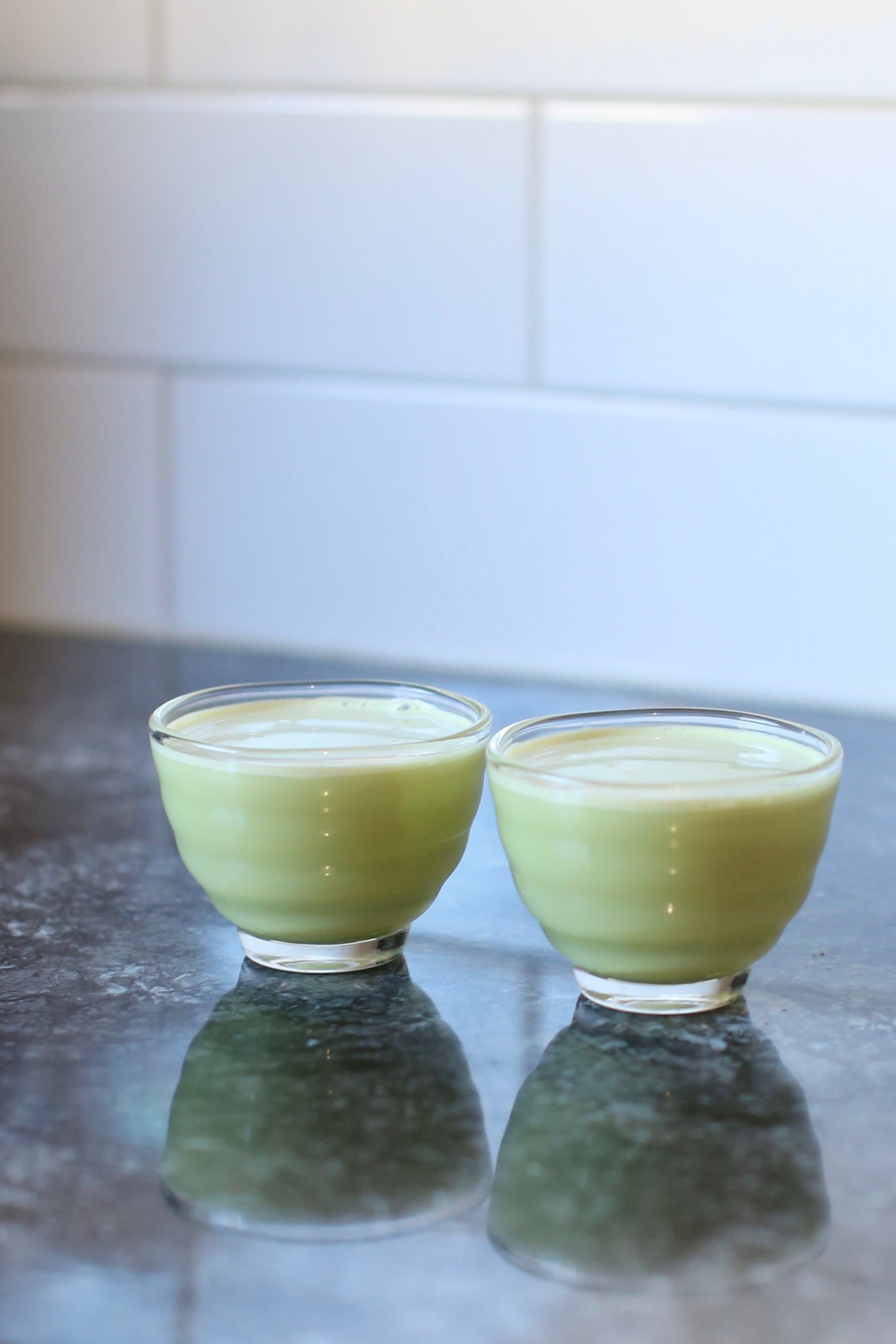 Nitro Pistachio Matcha – Velvety luxury with a siphon