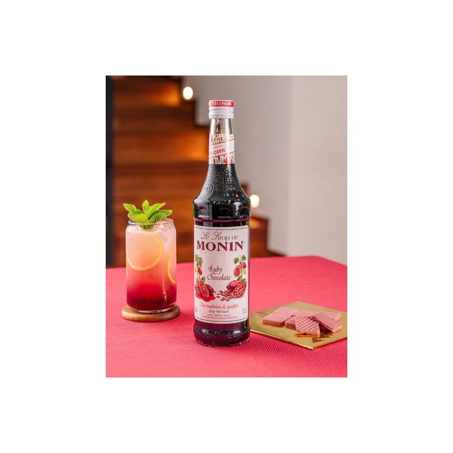 Monin Ruby Chocolate Syrup 700 ml - Crema