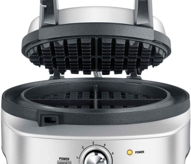 sage the no mess waffle maker